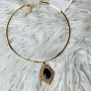 Gold Teardrop Choker Necklace